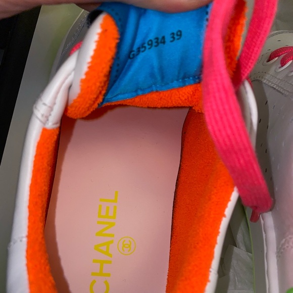 Chanel Neon 20P Sneaker NIB 39 - Picture 6 of 7